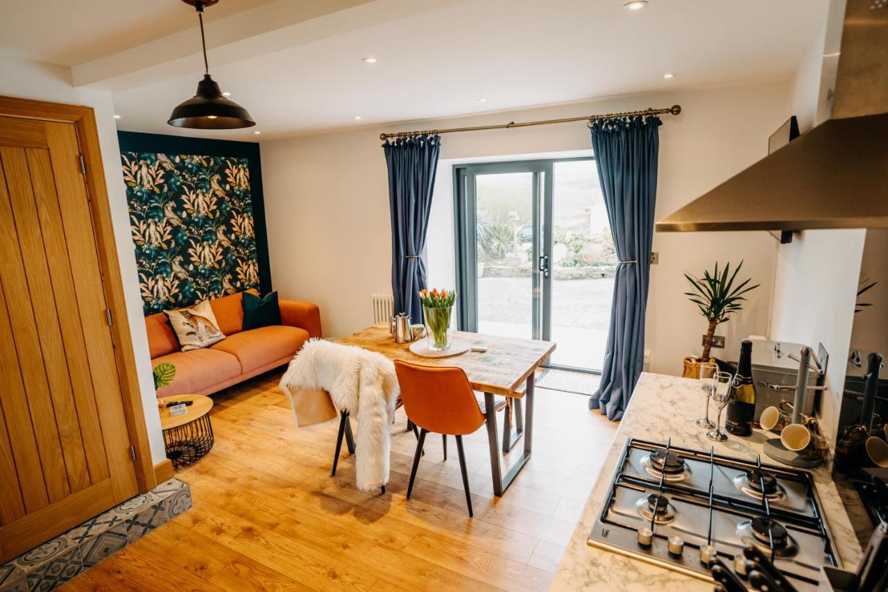 The Little Cottage By Truabode Holiday Lets & Short Lets Newquay - Parking, Wifi & Pet Friendly Brauneberg Exterior photo